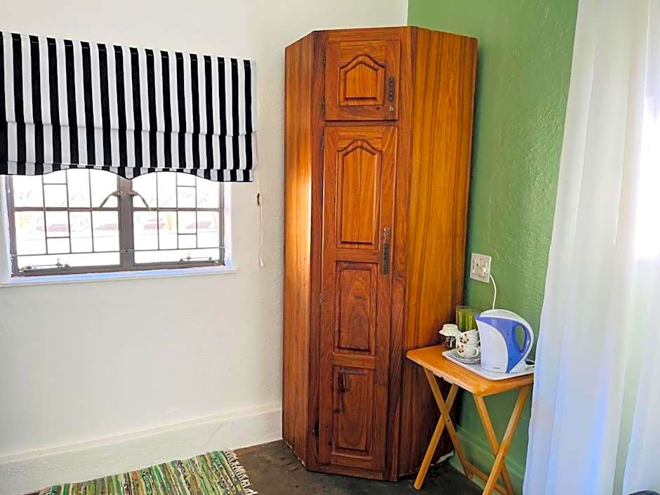 BelofteBos Farmhouse Inn