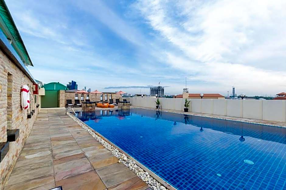 Nova Suites Pattaya by Compass Hospitality