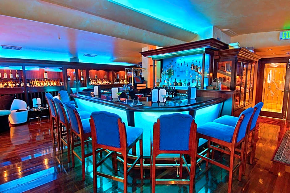 Harrah's Lake Tahoe - A Caesars Rewards Destination