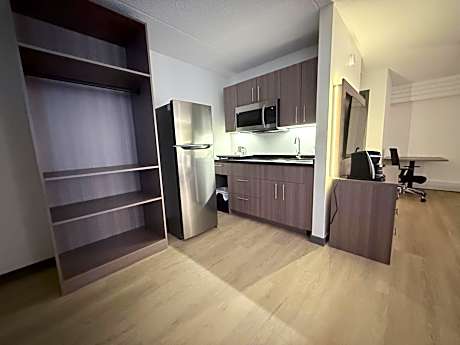 Triple Room with Private Bathroom
