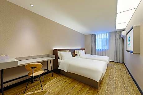 Senior Twin Room-Family