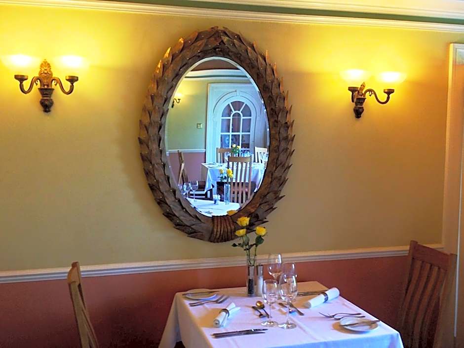 Trigony Hotel and Garden Spa