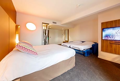 Standard Room - 1 Double Bed 1 Sofa Bed