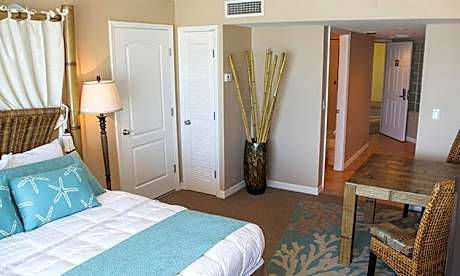 King Suite with Ocean View