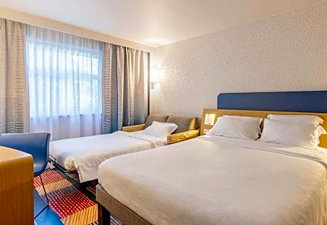 Standard Room - 1 double bed and 2-seater sofa bed