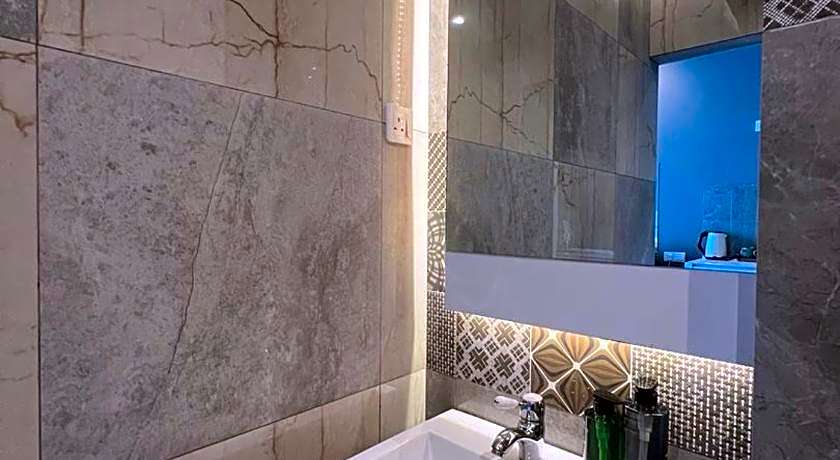 Stirling Suites by Evernent