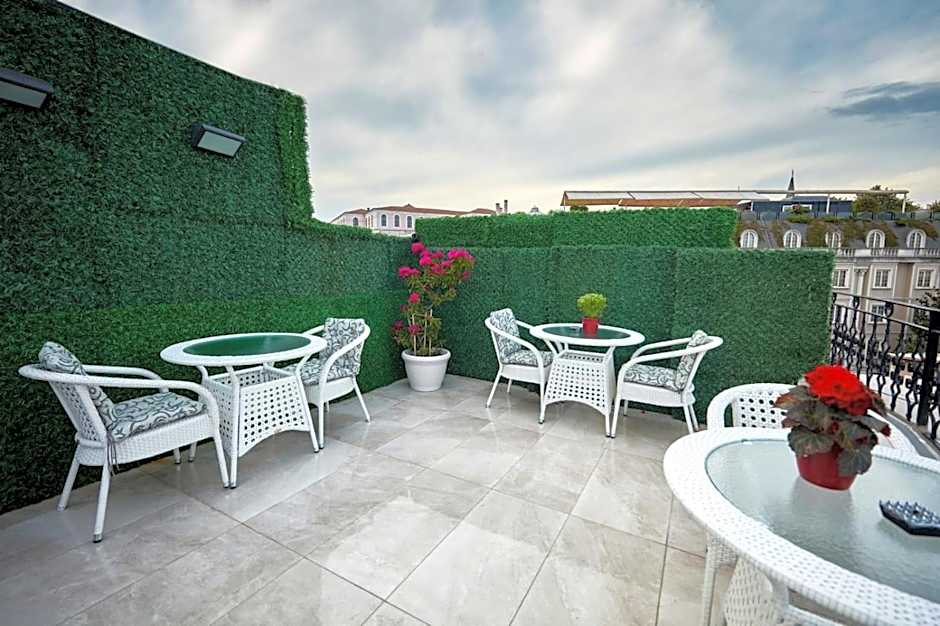 Albinas Hotel Old City