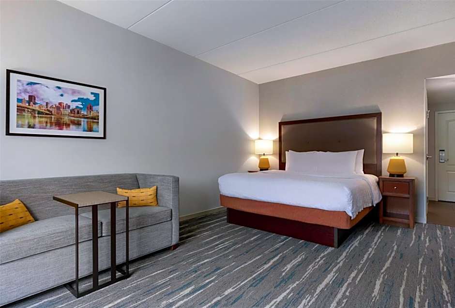 Hampton Inn By Hilton & Suites Pittsburgh/Harmarville