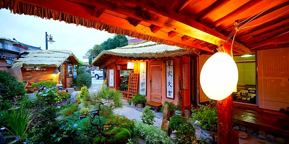 Jeonju Geunsunae Chogajip Pension
