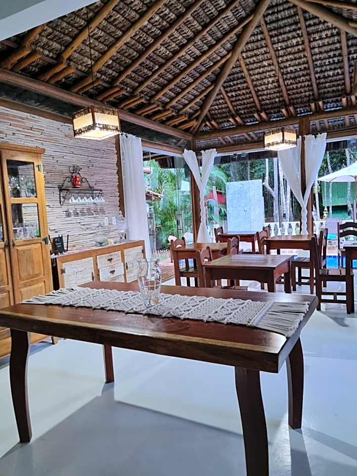 Pousada Casa de Sapê