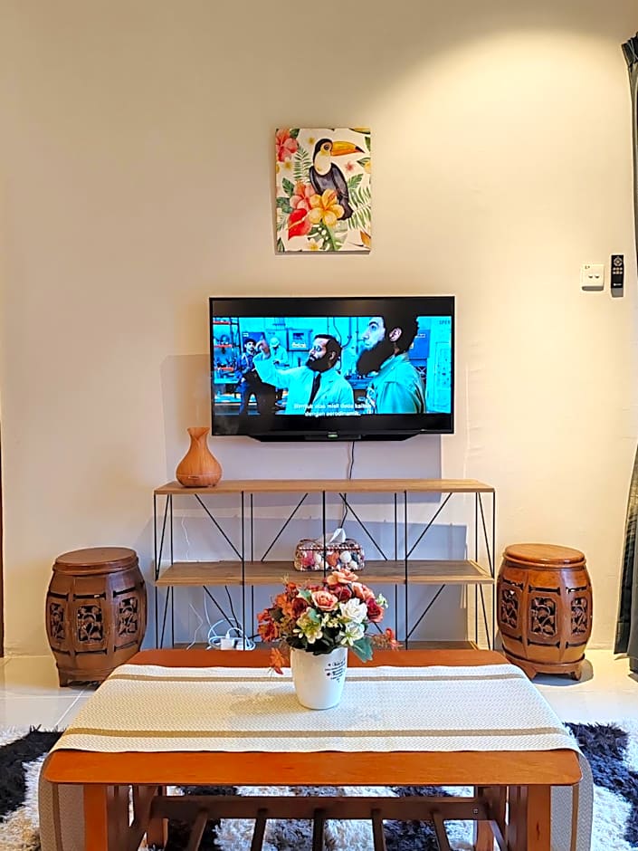 D'Elegant Suite - Emerald Avenue