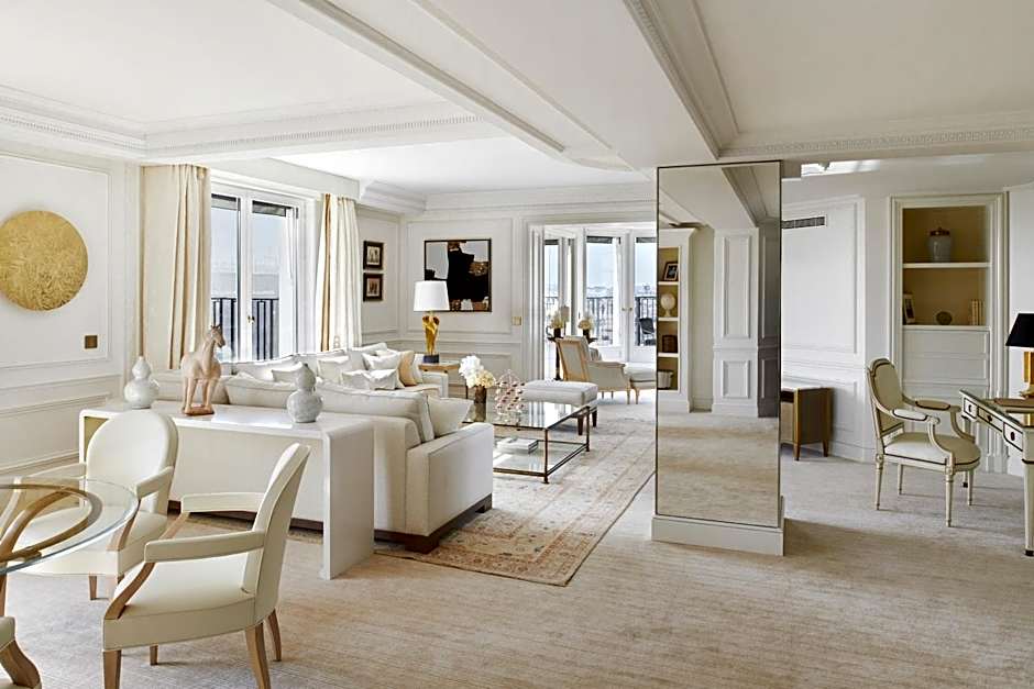 Four Seasons Hotel George V Paris