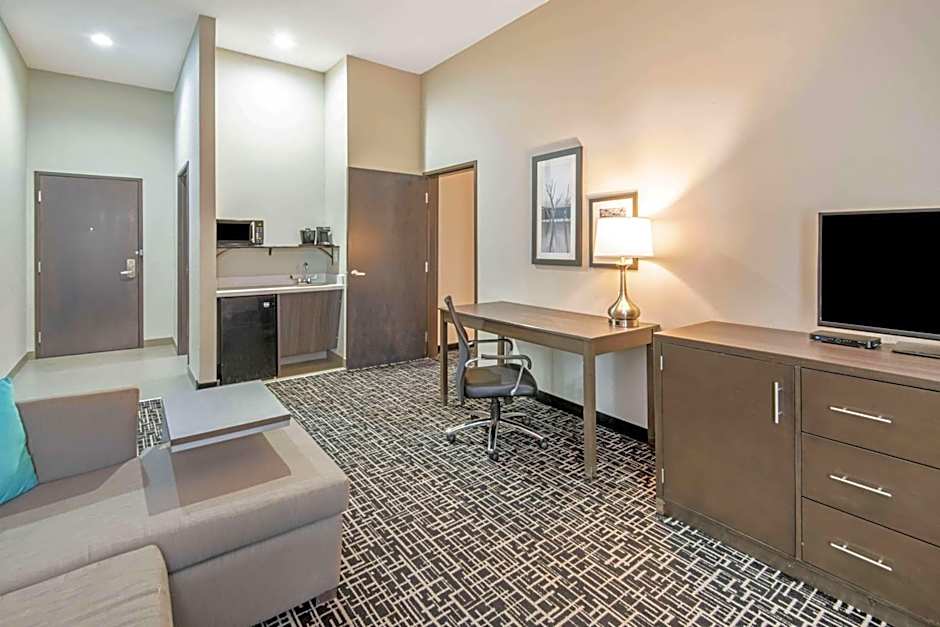 La Quinta Inn & Suites by Wyndham Weatherford OK