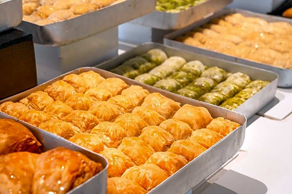 Trendy Aspendos Beach Hotel