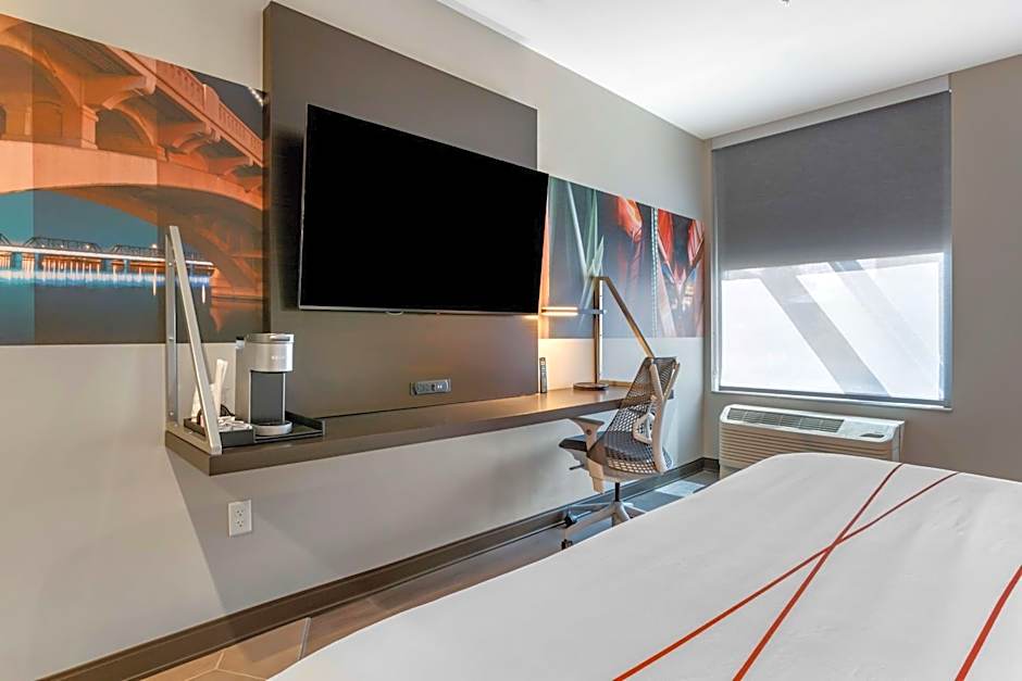 Vib Hotel by Best Western Phoenix-Tempe