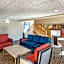 Comfort Inn and Suites Jackson - West Bend