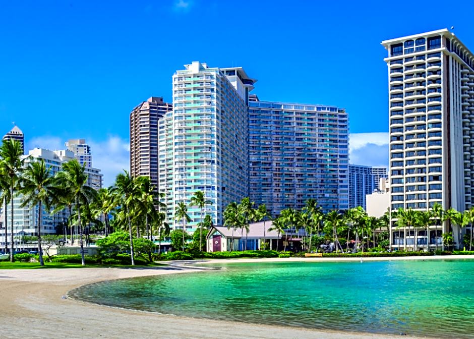 Waikiki Marina Resort at the Ilikai