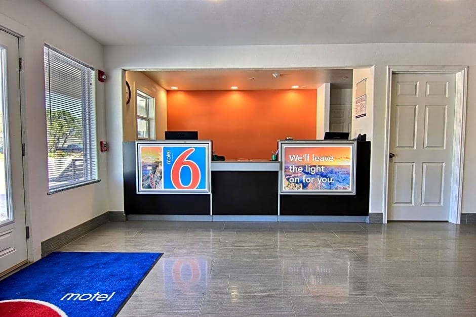 Motel 6-Rockport, TX