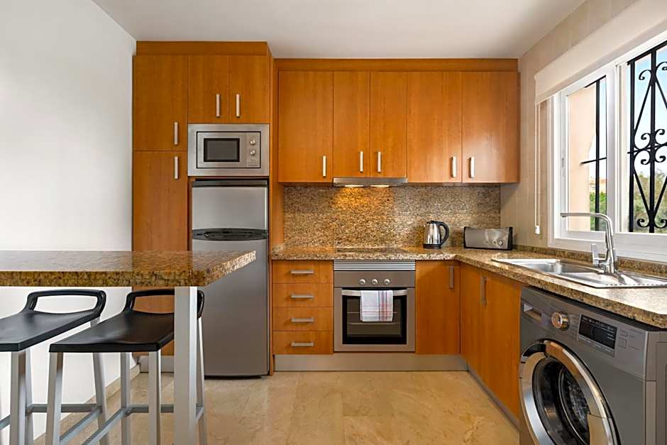 Ramada Hotel & Suites by Wyndham Costa del Sol Fuengirola