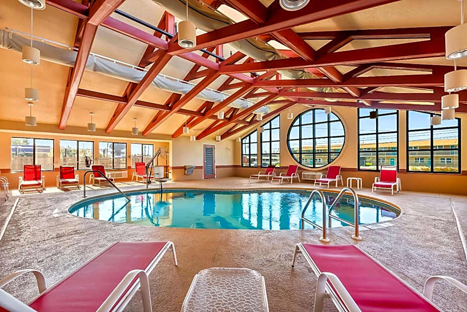 Comfort Suites Panama City near Tyndall AFB