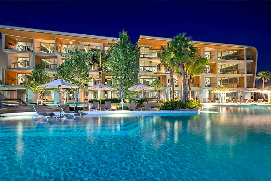Wyndham Grand Nai Harn Beach Phuket