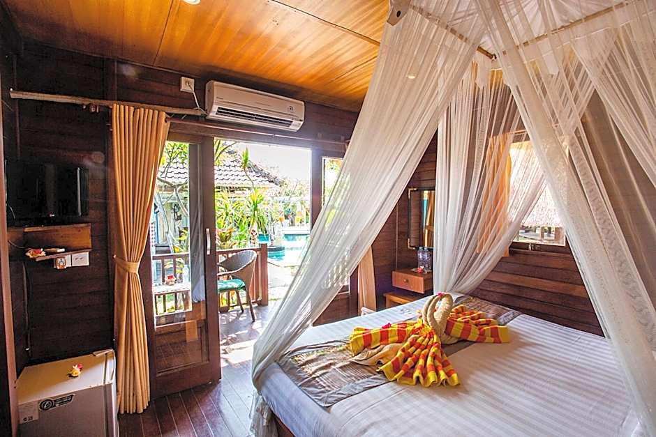 Nanuk's Bungalows