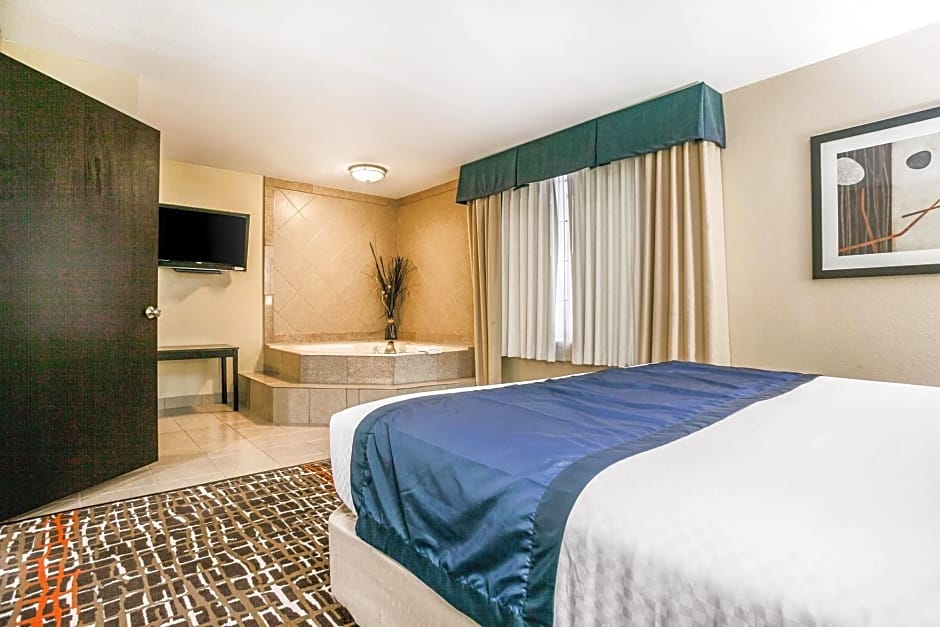 Rodeway Inn & Suites East/I-44