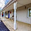 Relax Inn By OYO Natural Bridge I-81