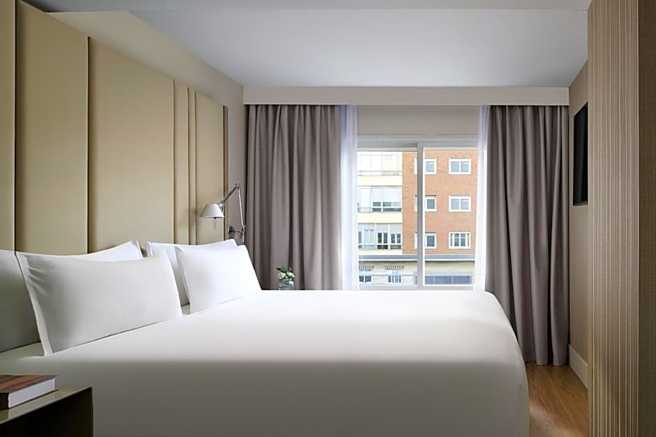 NH Paseo De La Habana