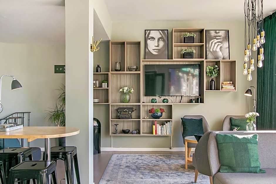 First Hotel Brommaplan