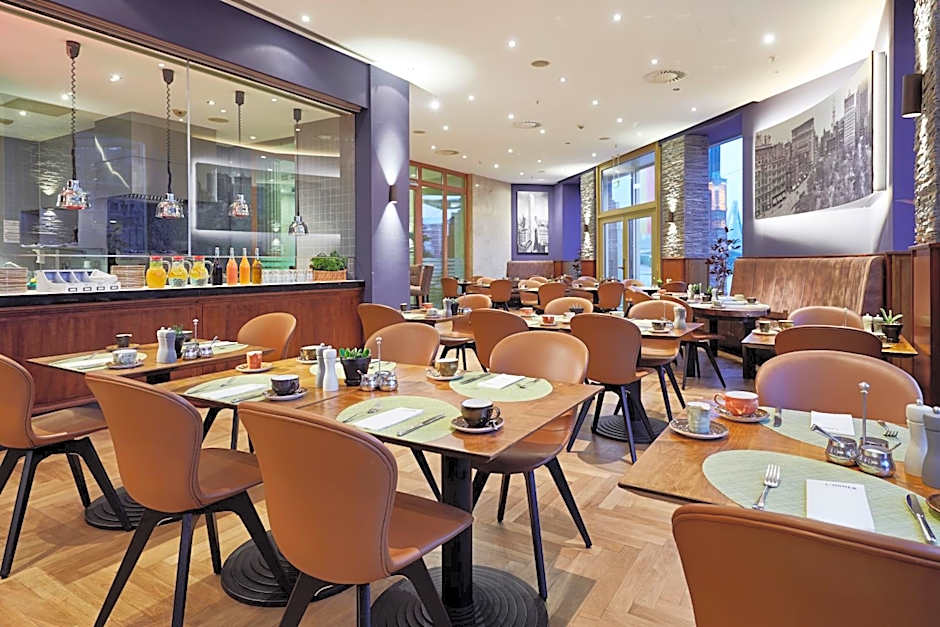 Lindner Hotel Frankfurt Main Plaza, part of JdV by Hyatt