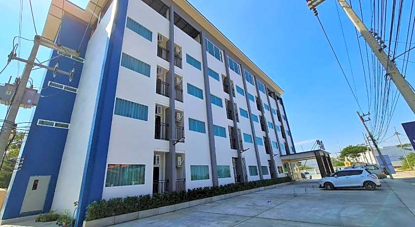 The charlotte smart hotel lopburi
