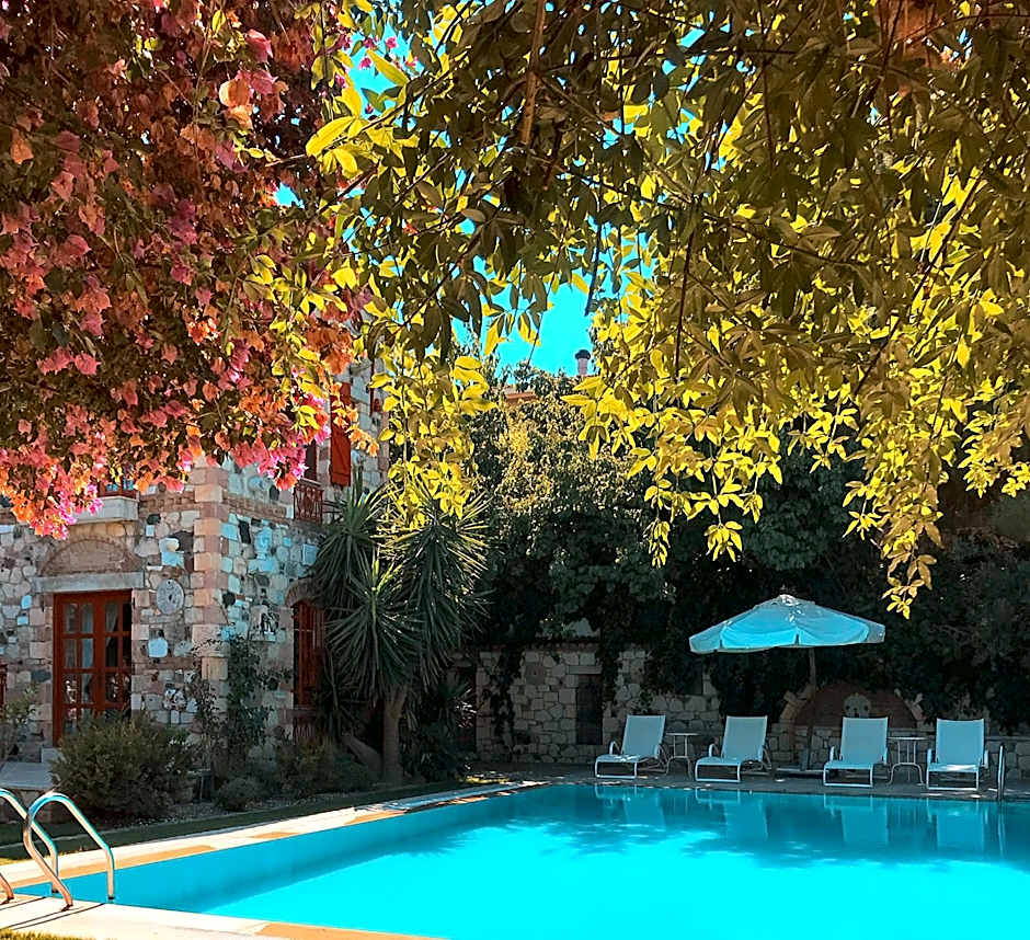 Alacati Zeytin Konak Hotel