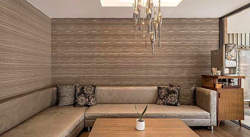 The Riverside Hotel Hengchun