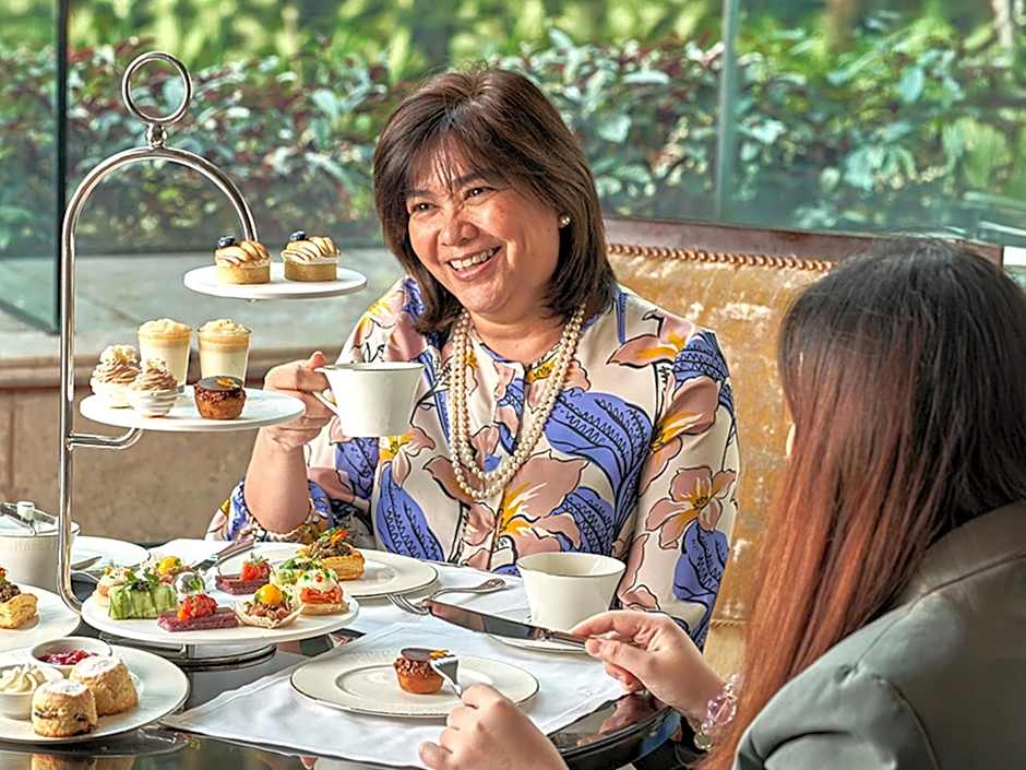 Makati Shangri-La, Manila