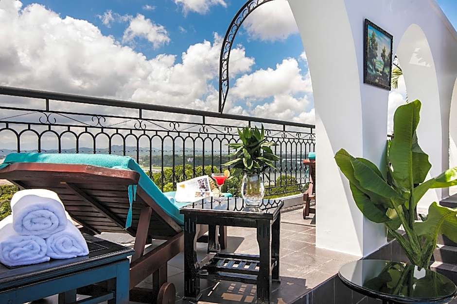 The Sunriver Boutique Hotel Hue