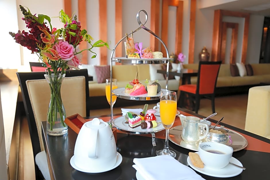 Ramada Plaza by Wyndham Bangkok Menam Riverside