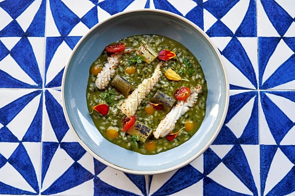 Minois Sugarcube Suites