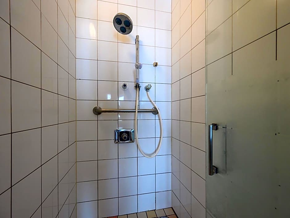 Rest Inn Taga – Sekigahara, IA
