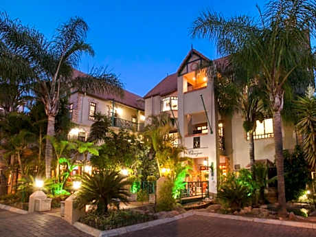 Court Classique Suite Hotel