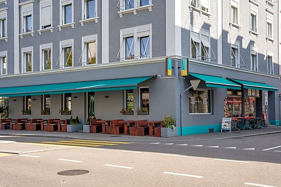 Hotel Perron 10