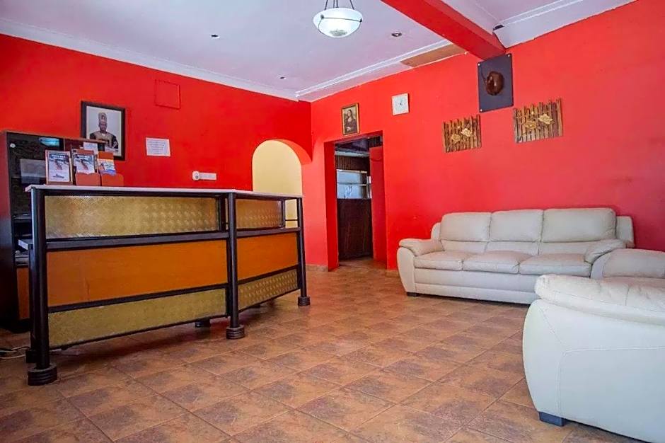 Jinja Safari Hotel