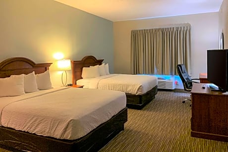 2 Queen Beds, Suite, Nonsmoking