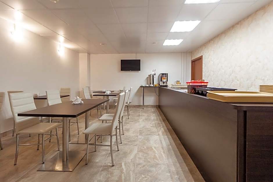 Ahome-hotel on Okruzhnaya