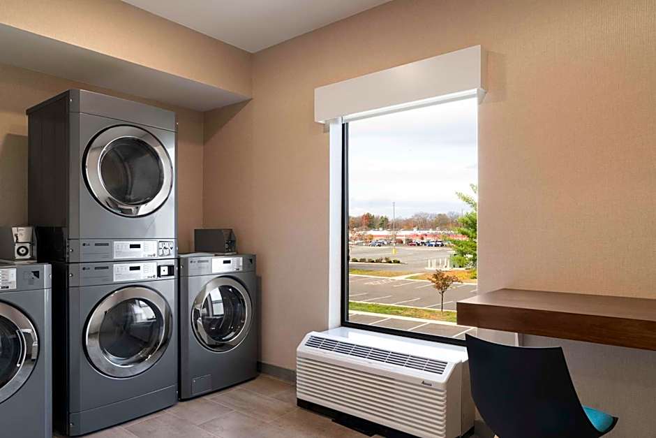 Hampton Inn By Hilton Chicopee/Springfield Ma