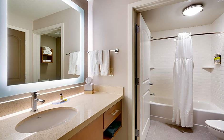 Staybridge Suites Gainesville I-75 By IHG