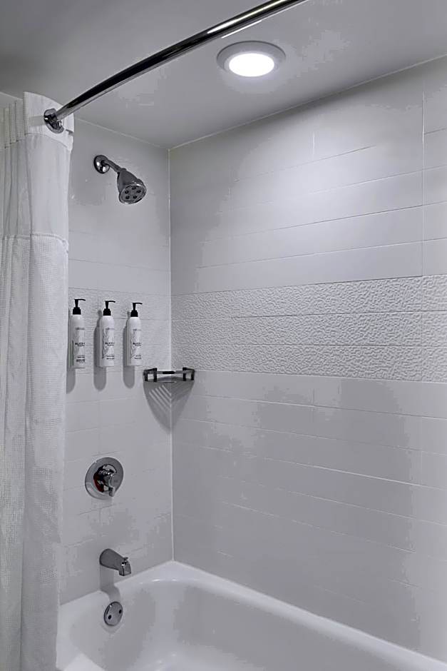 Fairfield Inn & Suites by Marriott Rochester East