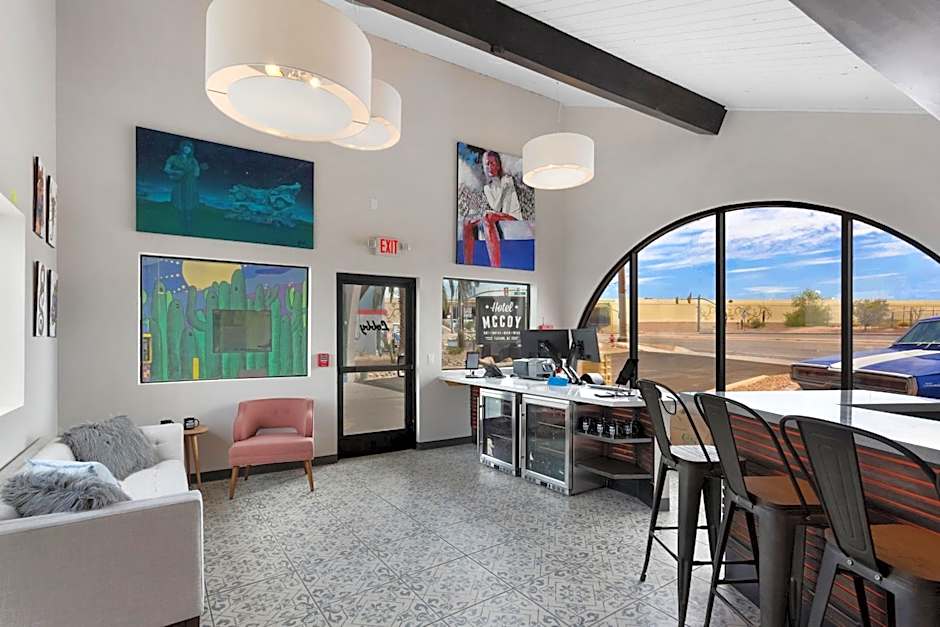 Hotel McCoy - Art, Coffee, Beer, Wine