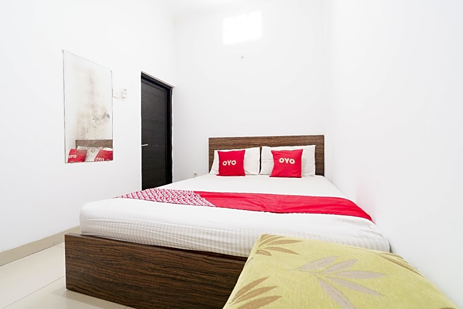 OYO 92249 Wisma Rina Rini Tegalega Park