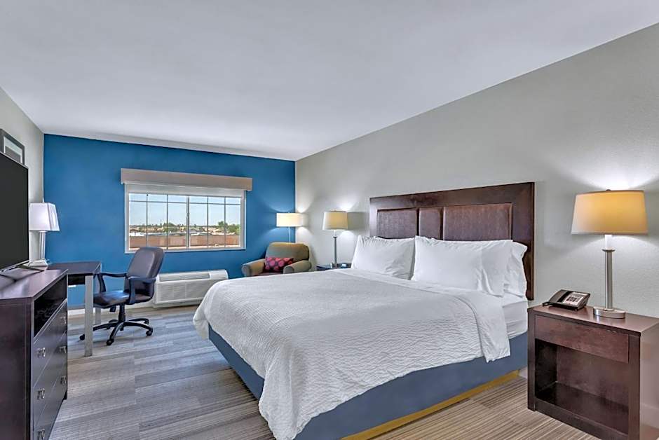 Holiday Inn Express Hotel & Suites El Centro By IHG
